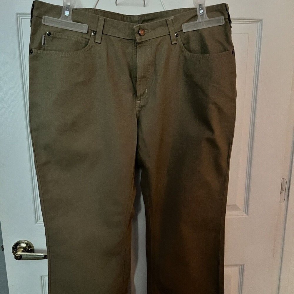 Womens Carhart Traditional Fit Boot Cut Canvas Jeans. Size 18×30￼ New With Tags